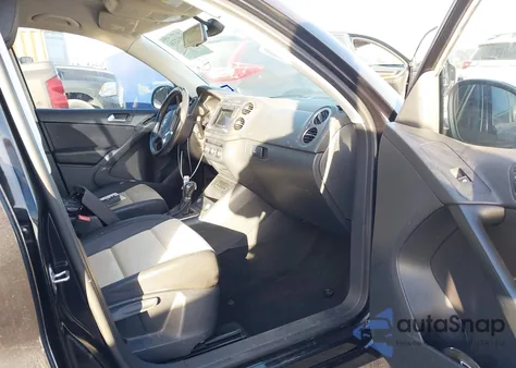 2016 Volkswagen Tiguan S z USA, uszkodzony, nr VIN WVGAV7AX4GW603031